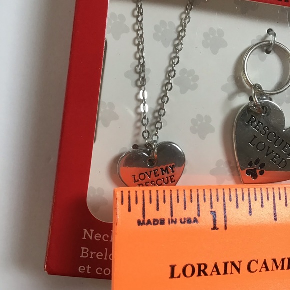 Silver Tone Pet Rescue Necklace & Collar Paw Print Heart Charm Set NWT - Picture 9 of 11